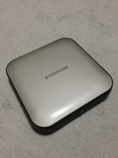 [Mac][HDD]Freecom Hard Drive Sqを買ったよ:) / Macにピッタリなデザイン！そして意外に静か