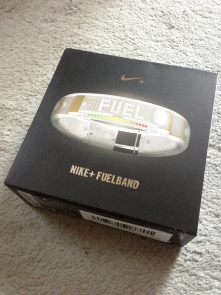 [Nike FuelBand]2代目が届いた！ / 今度はWhite iceだぜ！